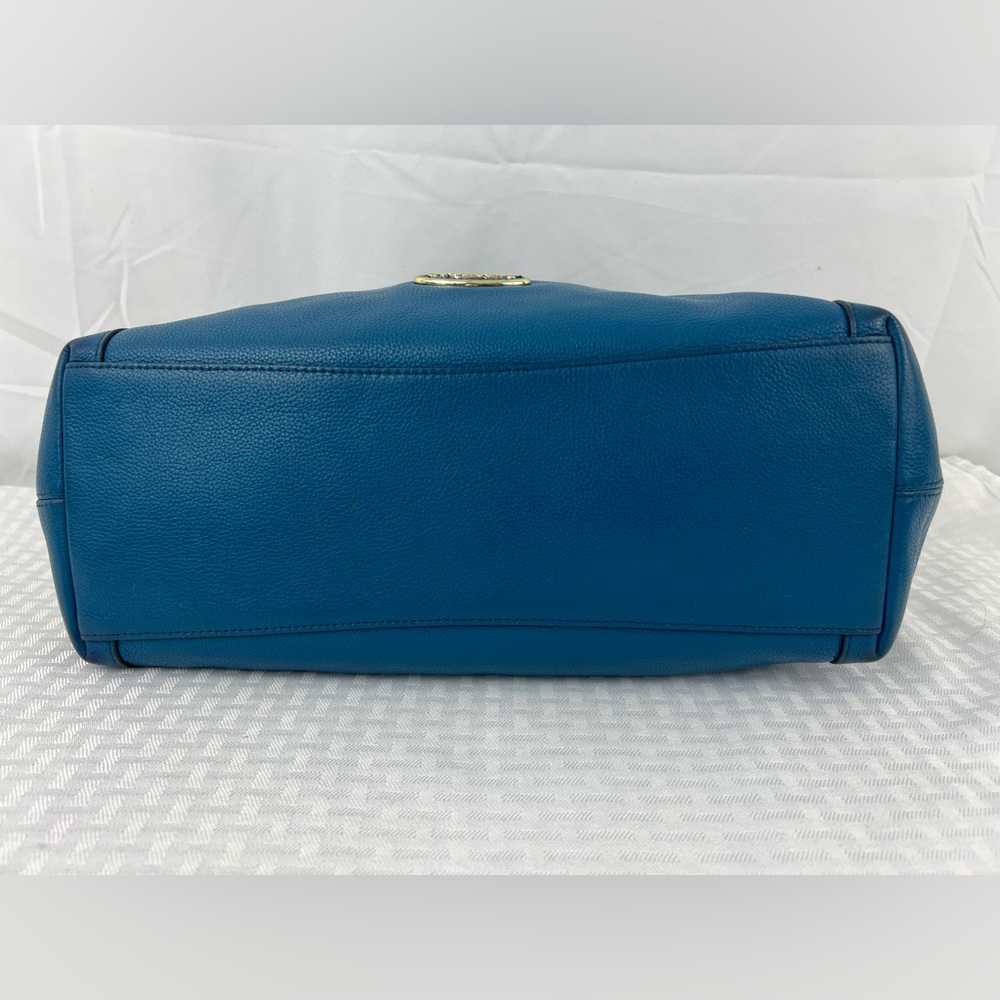 4011: Coach Edie Blue Pebbled Leather Shoulder Hobo Bag Retail w/ Entrupy Cert - Picture 5 of 10
